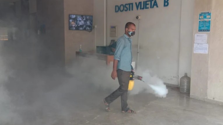 Outdoor pest management